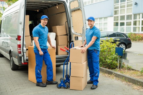 Careful wrapping and labelled boxes during a packing service